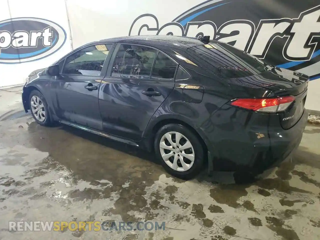 2 Photograph of a damaged car 5YFEPMAEXNP372039 TOYOTA COROLLA 2022