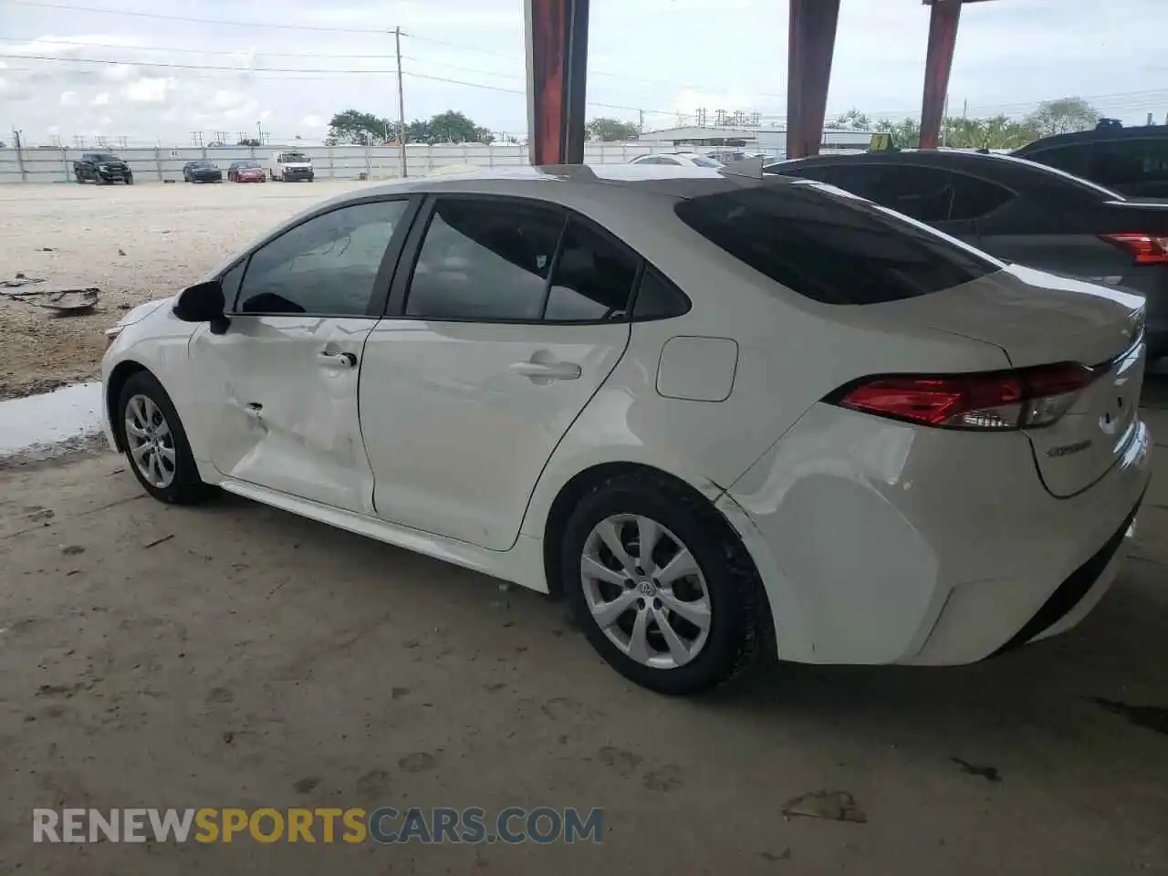 2 Photograph of a damaged car 5YFEPMAEXNP372266 TOYOTA COROLLA 2022