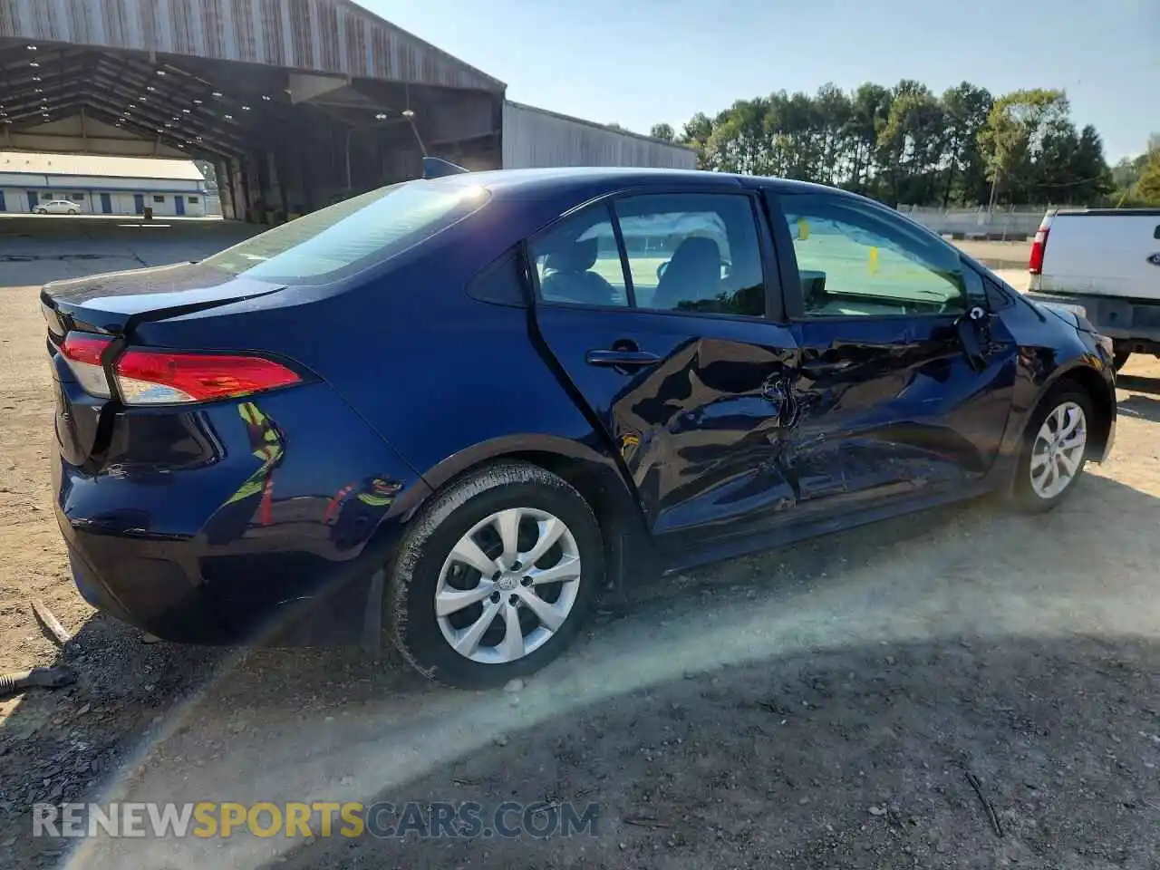 3 Photograph of a damaged car 5YFEPMAEXNP374650 TOYOTA COROLLA 2022