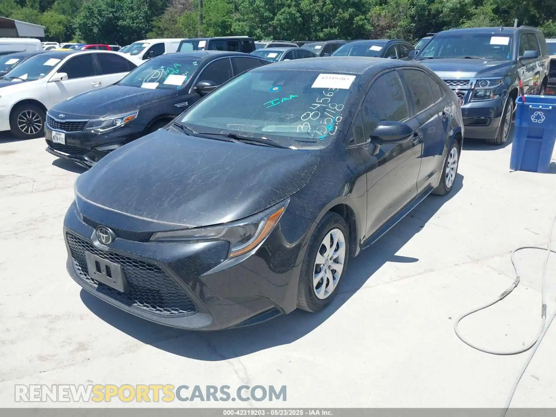 2 Photograph of a damaged car 5YFEPMAEXNP384563 TOYOTA COROLLA 2022