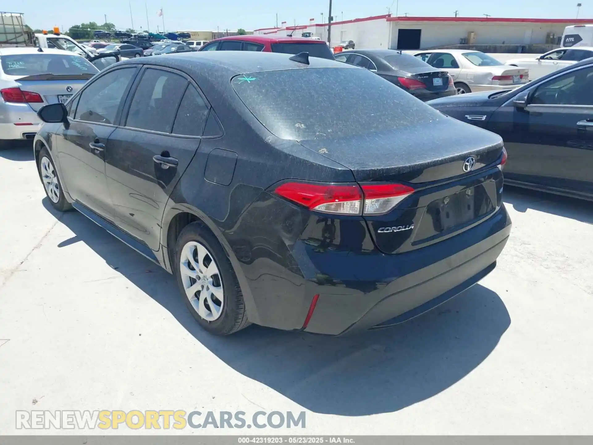 3 Photograph of a damaged car 5YFEPMAEXNP384563 TOYOTA COROLLA 2022