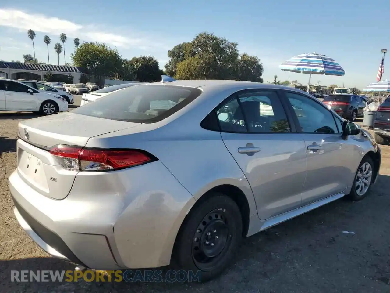 3 Photograph of a damaged car 5YFEPMAEXNP385065 TOYOTA COROLLA 2022