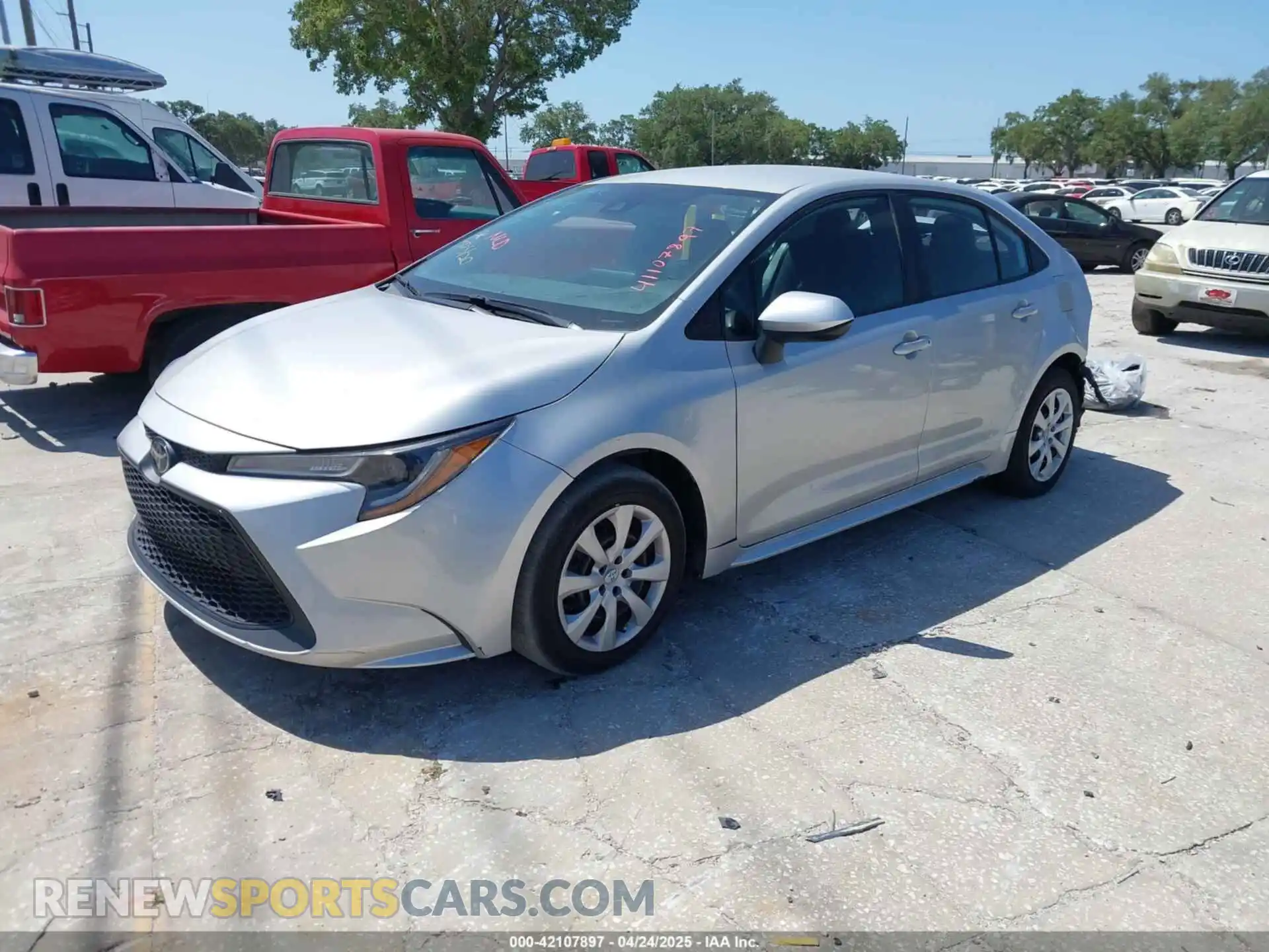 2 Photograph of a damaged car 5YFEPMAEXNP385874 TOYOTA COROLLA 2022