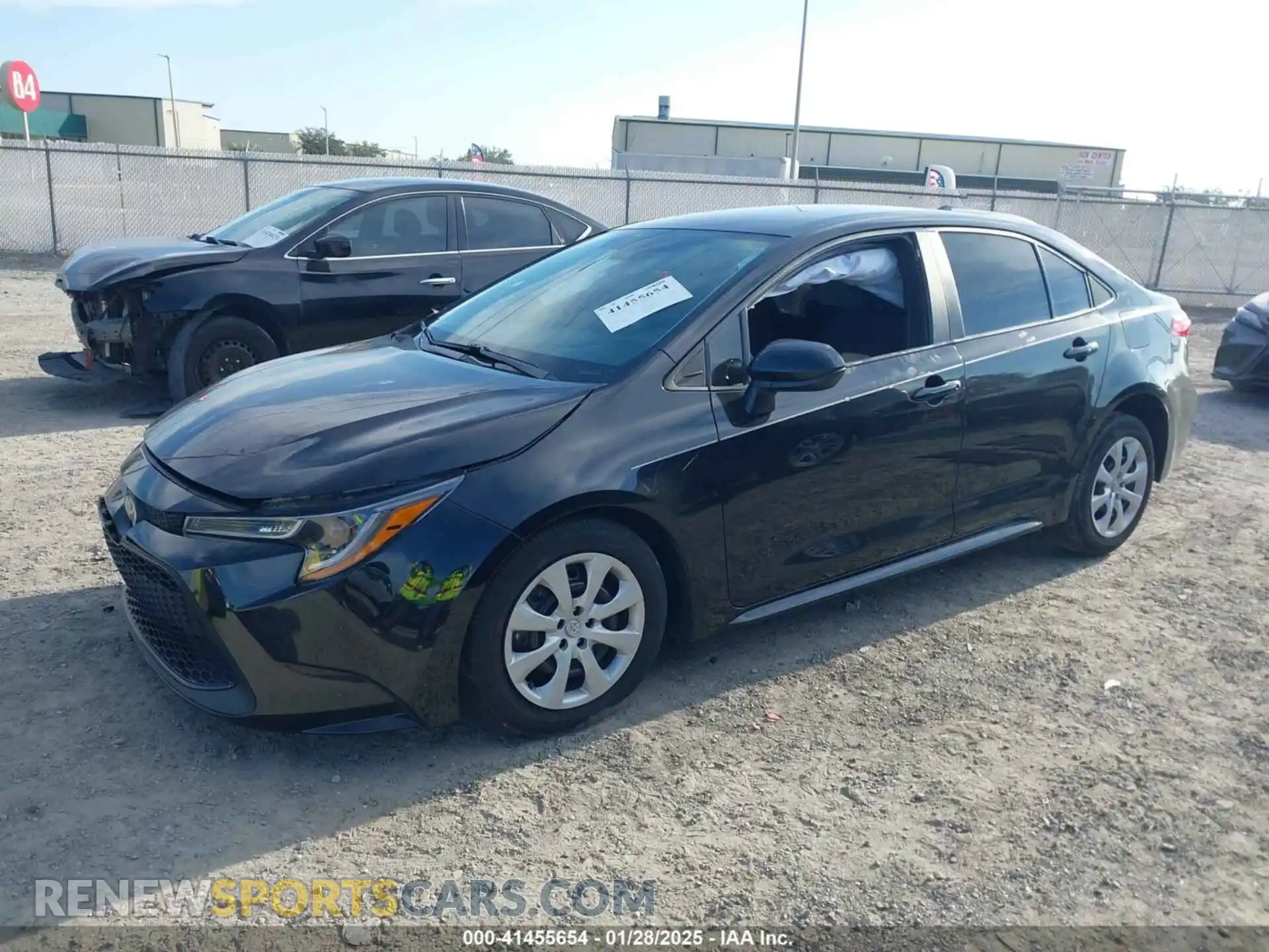 2 fotografías del automóvil dañado 5YFEPMAEXNP389584 TOYOTA COROLLA 2022