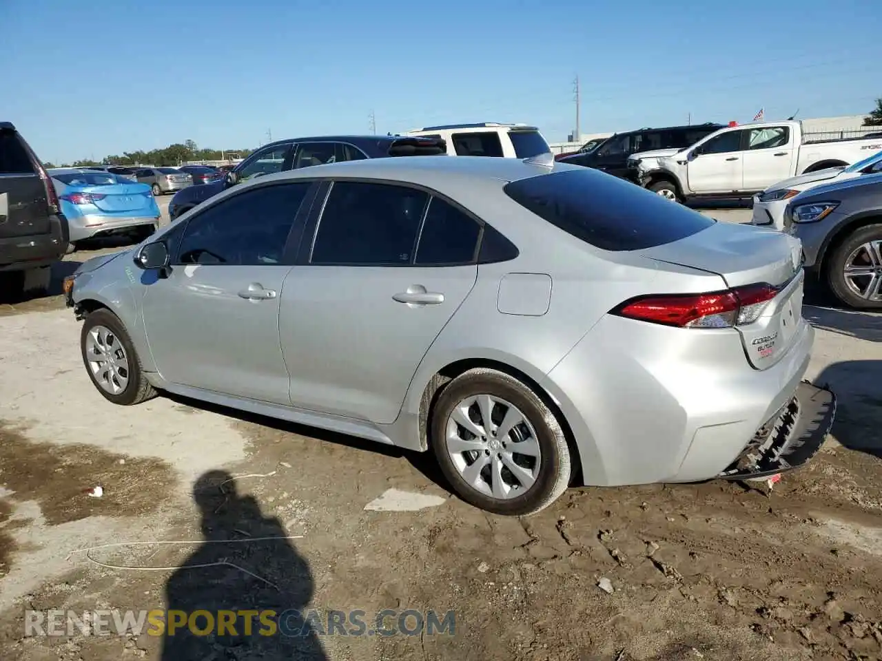 2 Photograph of a damaged car 5YFEPMAEXNP391013 TOYOTA COROLLA 2022