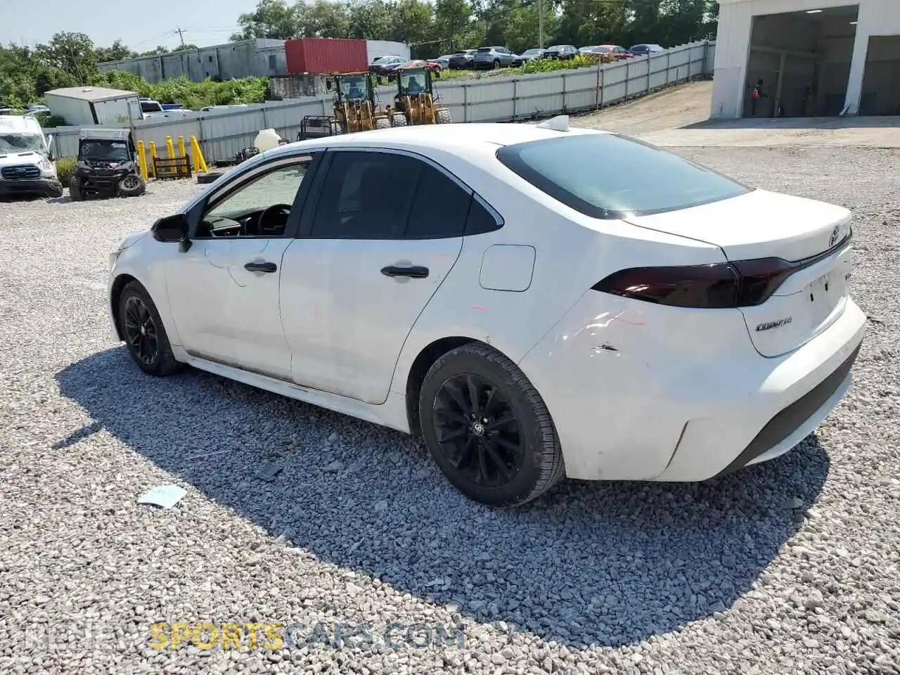 2 Photograph of a damaged car 5YFFPMAE0NP293886 TOYOTA COROLLA 2022