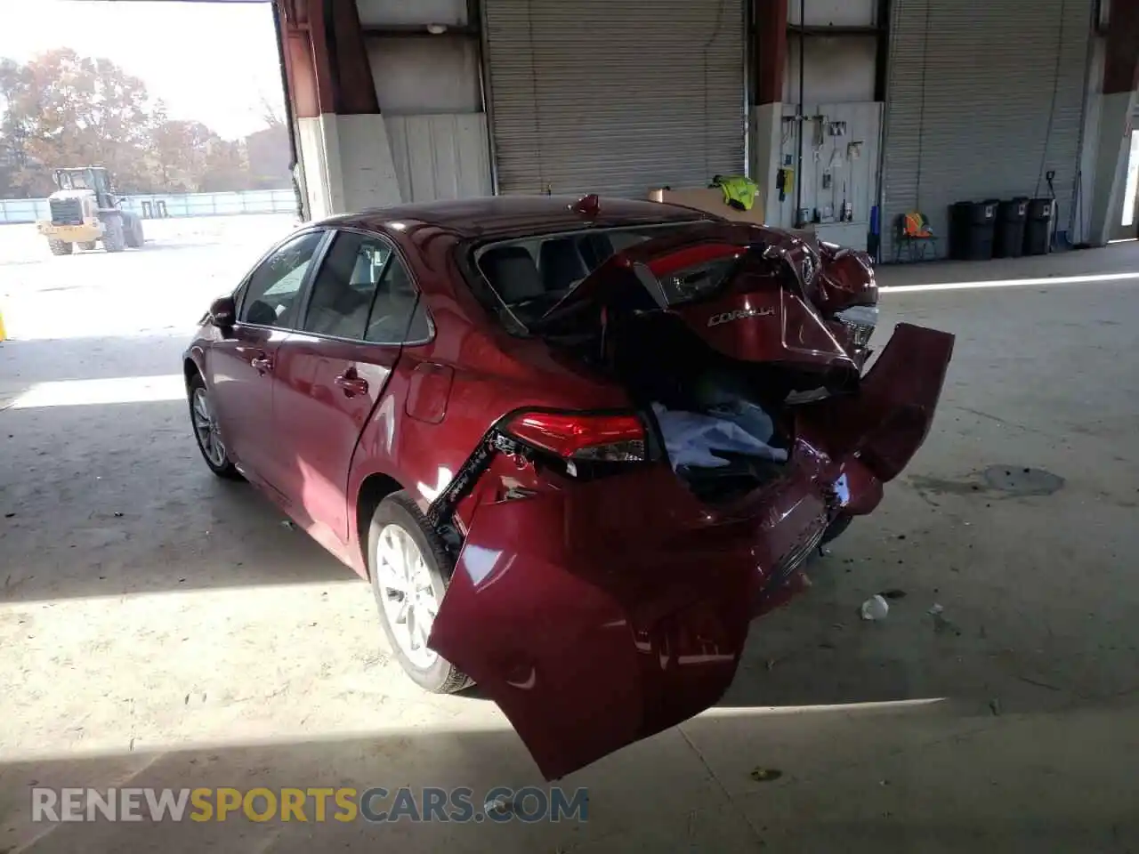 3 Photograph of a damaged car 5YFFPMAE4NP330616 TOYOTA COROLLA 2022