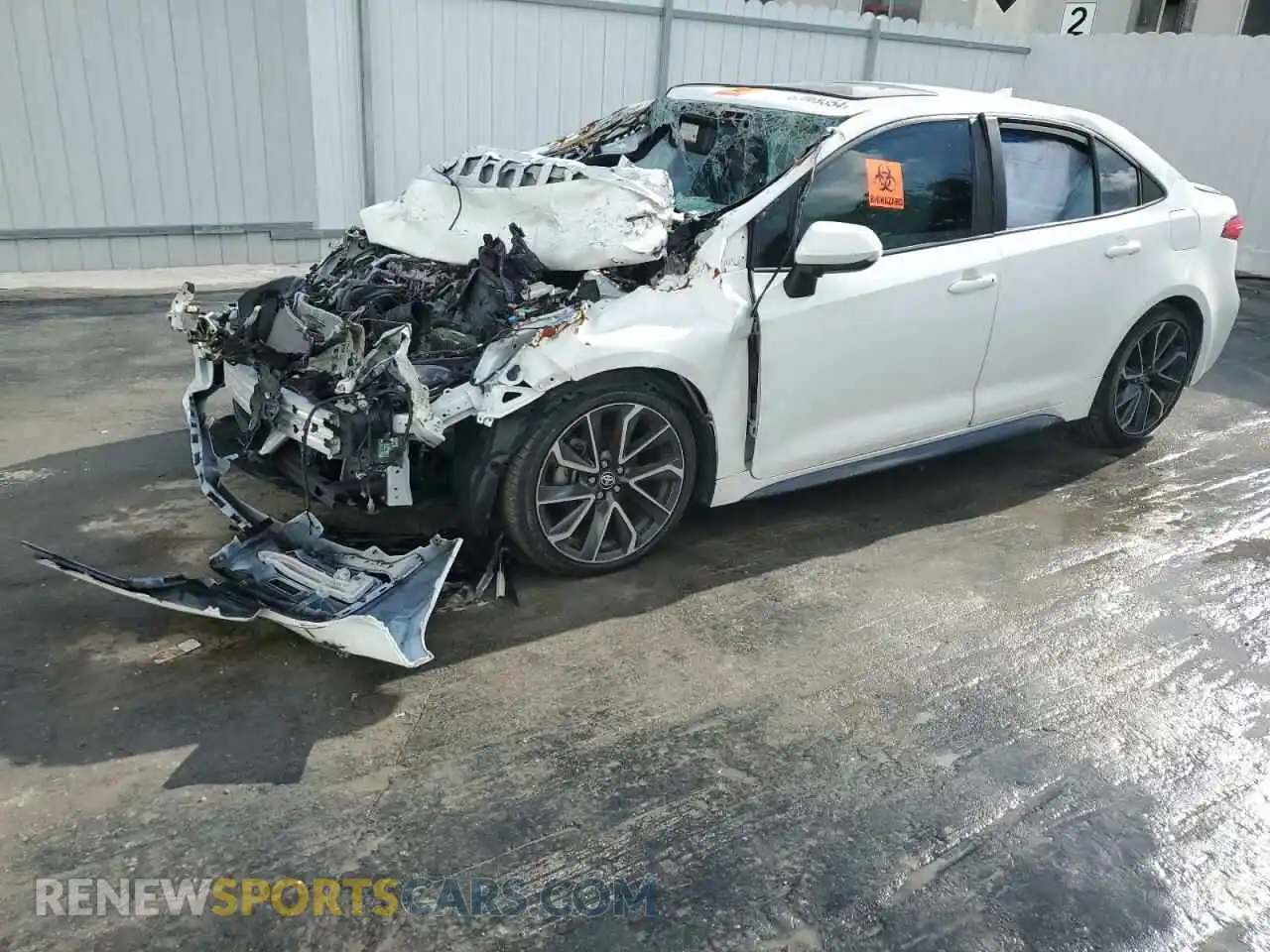 1 Photograph of a damaged car 5YFM4MCE5NP132172 TOYOTA COROLLA 2022