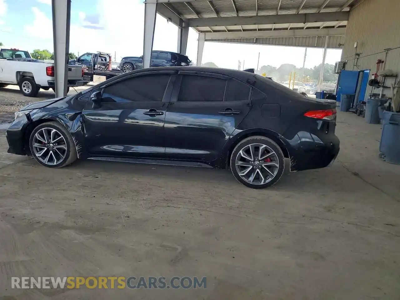 2 Photograph of a damaged car 5YFP4MCE2NP111678 TOYOTA COROLLA 2022