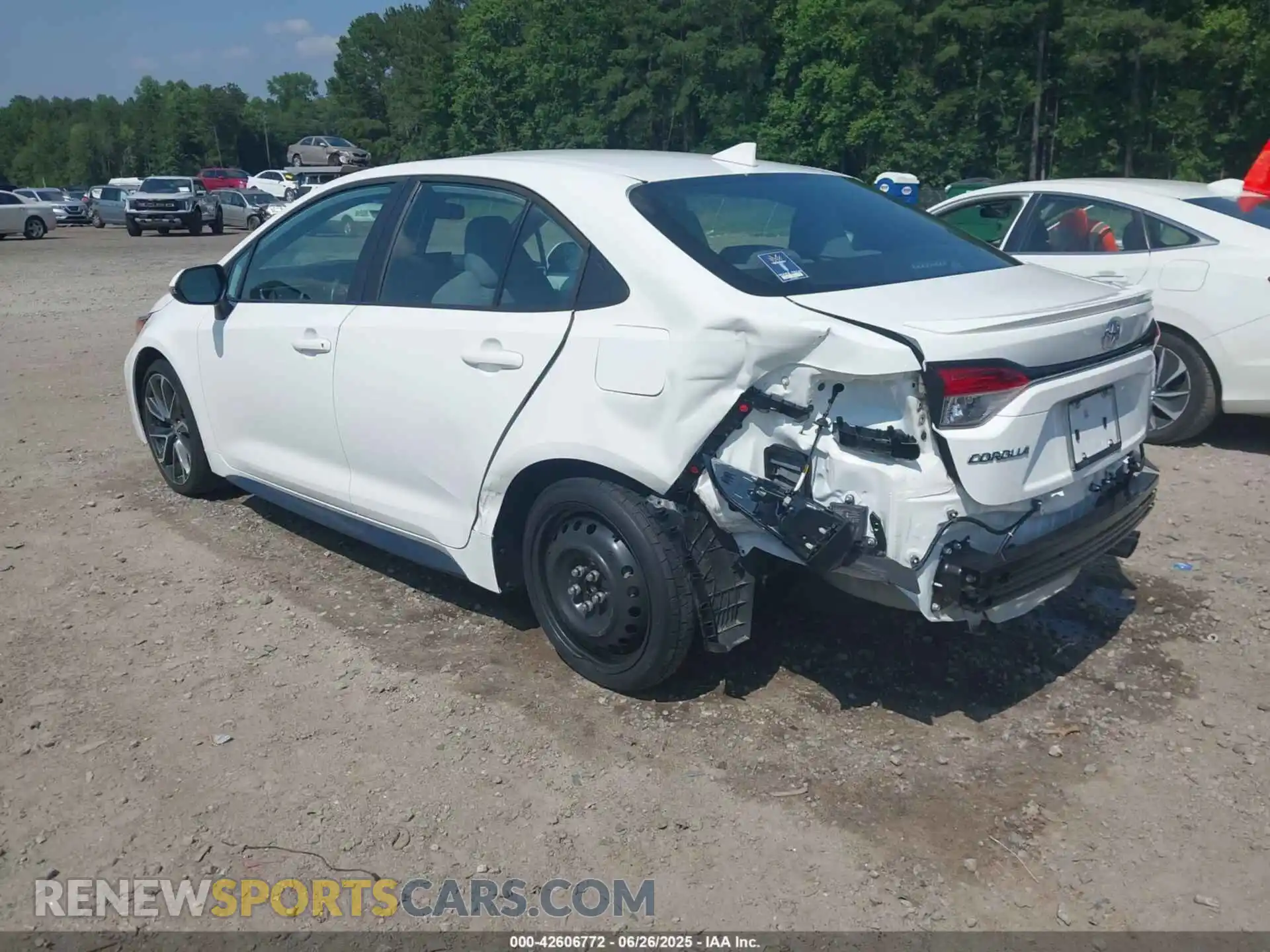3 Photograph of a damaged car 5YFP4MCE4NP136534 TOYOTA COROLLA 2022