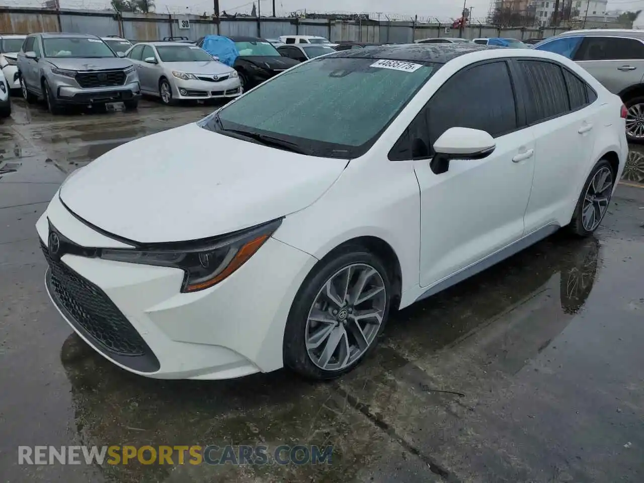 1 Photograph of a damaged car 5YFS4MCE0NP104464 TOYOTA COROLLA 2022