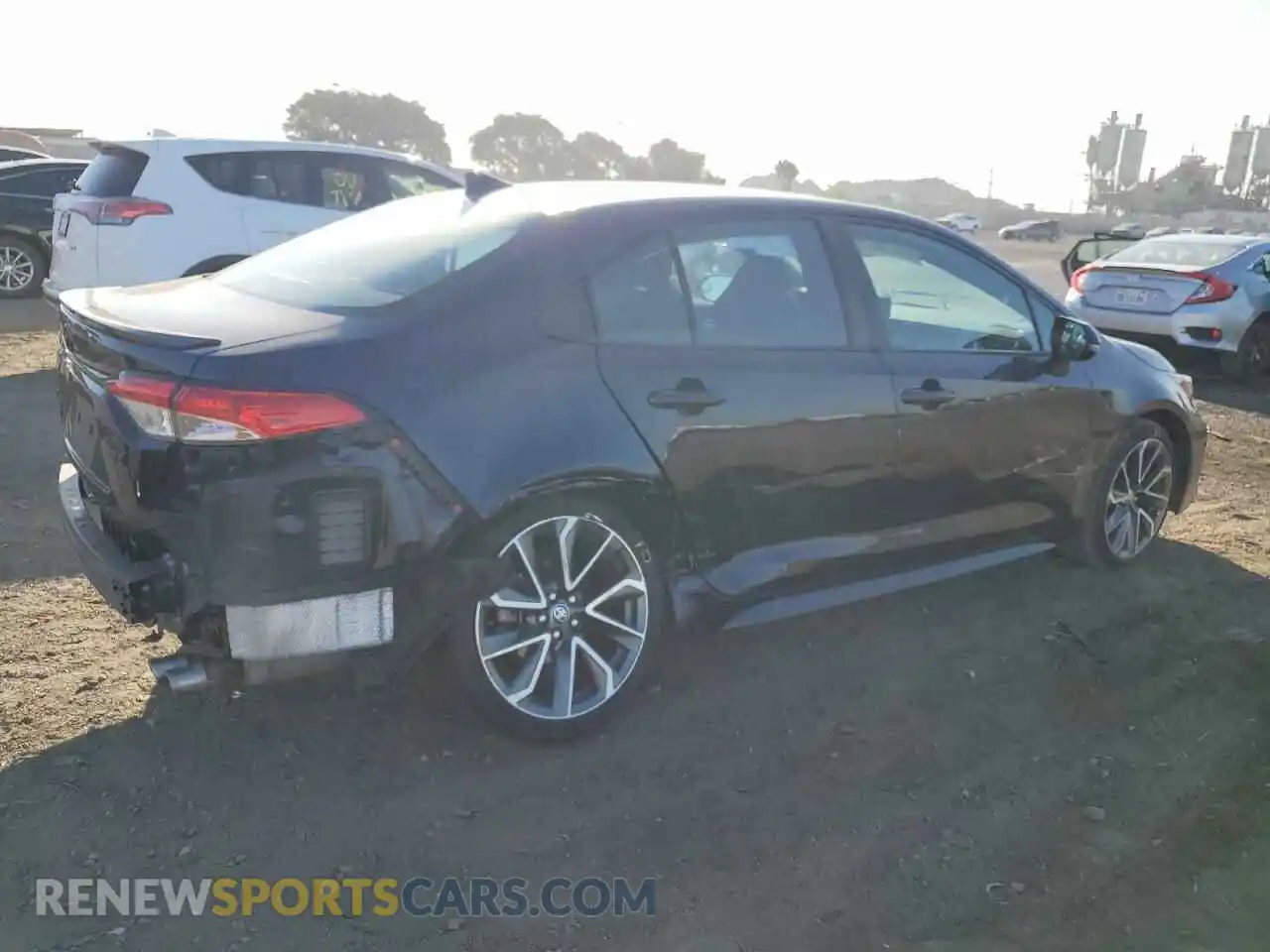 3 Photograph of a damaged car 5YFS4MCE0NP110331 TOYOTA COROLLA 2022