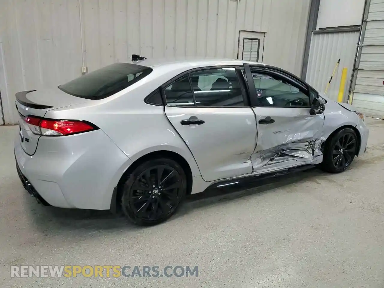 3 Photograph of a damaged car 5YFS4MCE0NP115030 TOYOTA COROLLA 2022