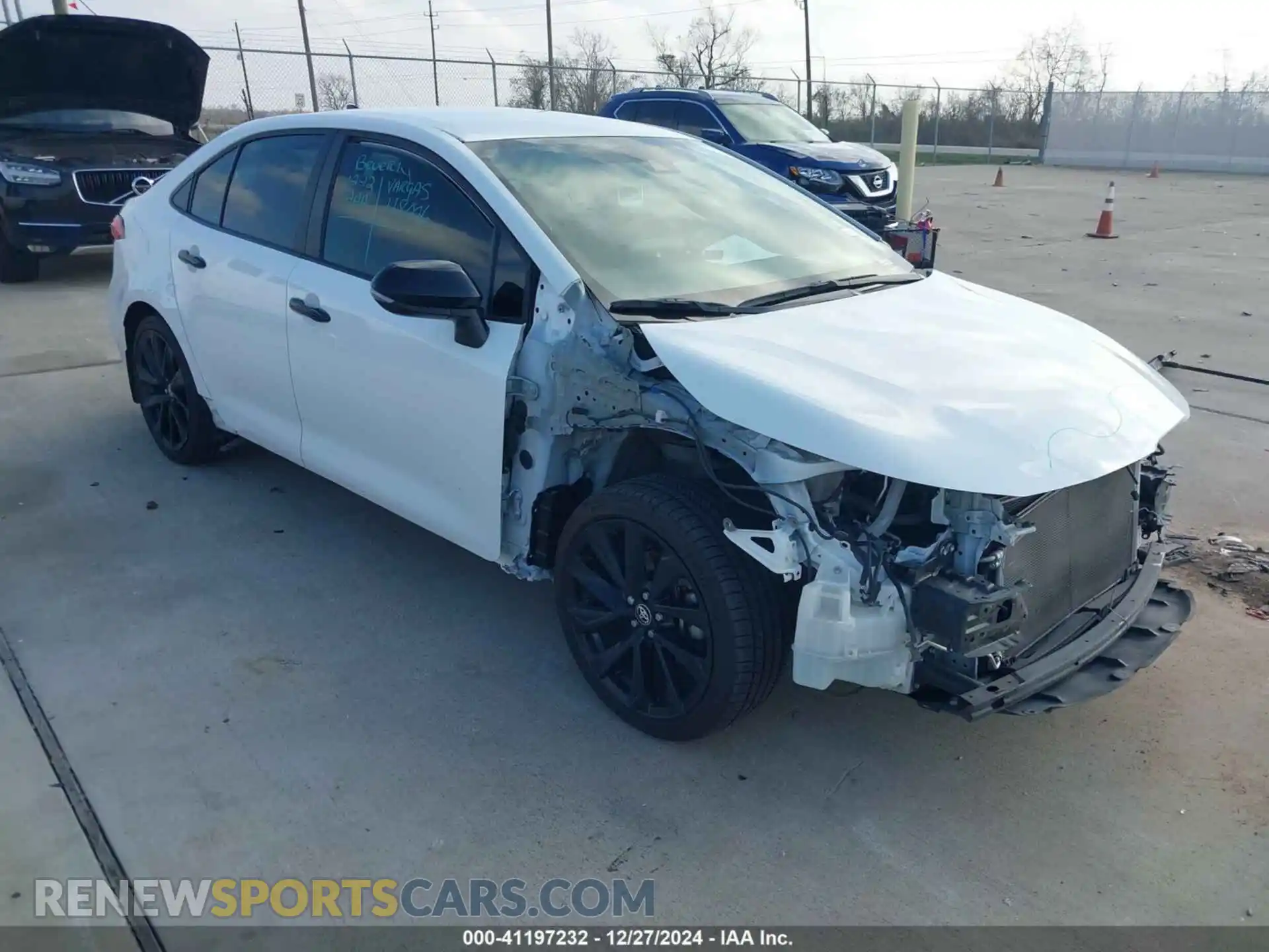 1 Photograph of a damaged car 5YFS4MCE0NP128019 TOYOTA COROLLA 2022