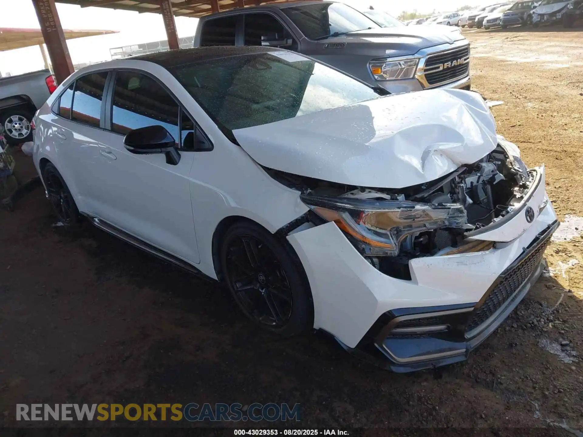 1 Photograph of a damaged car 5YFS4MCE1NP098397 TOYOTA COROLLA 2022