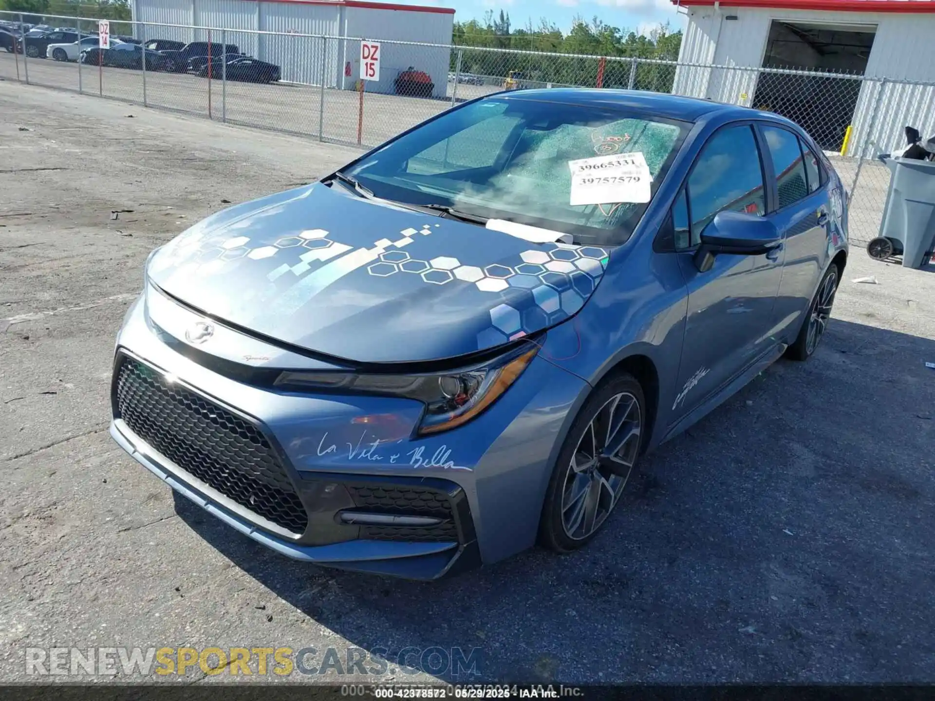 2 Photograph of a damaged car 5YFS4MCE1NP107552 TOYOTA COROLLA 2022