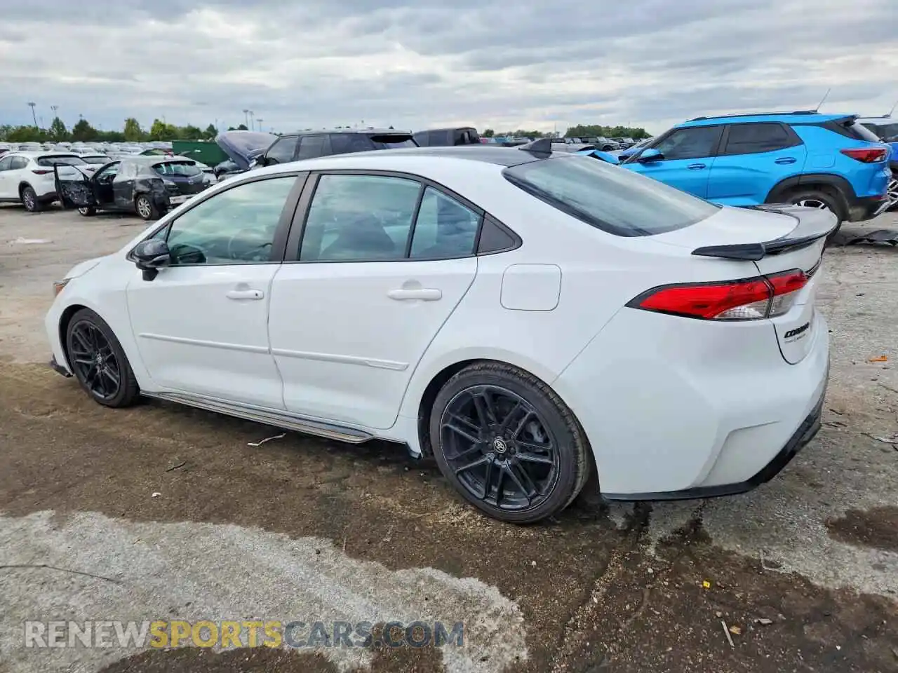 2 Photograph of a damaged car 5YFS4MCE1NP136260 TOYOTA COROLLA 2022