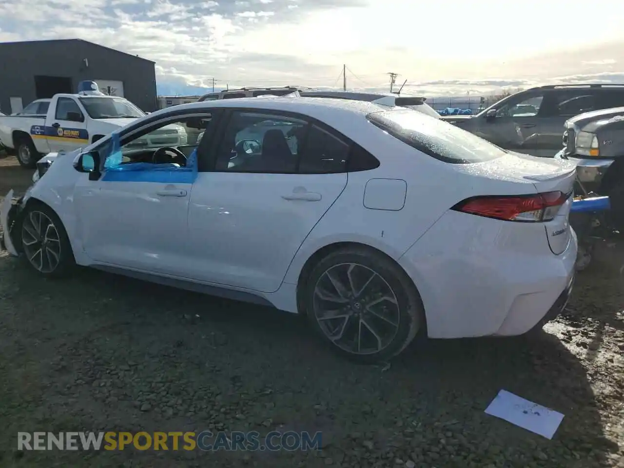 2 Photograph of a damaged car 5YFS4MCE2NP102375 TOYOTA COROLLA 2022