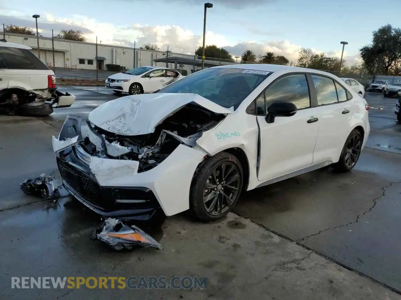 2 Photograph of a damaged car 5YFS4MCE2NP103106 TOYOTA COROLLA 2022