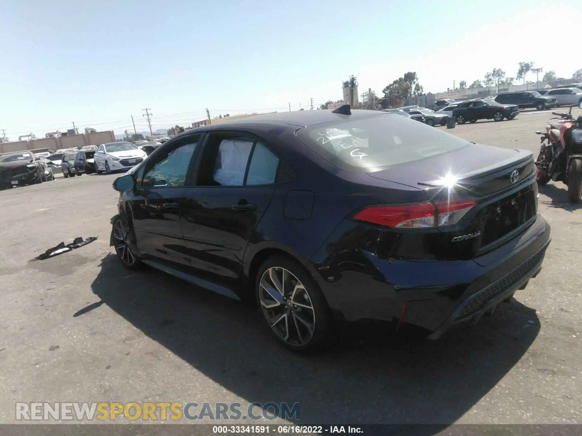 3 Photograph of a damaged car 5YFS4MCE2NP113988 TOYOTA COROLLA 2022