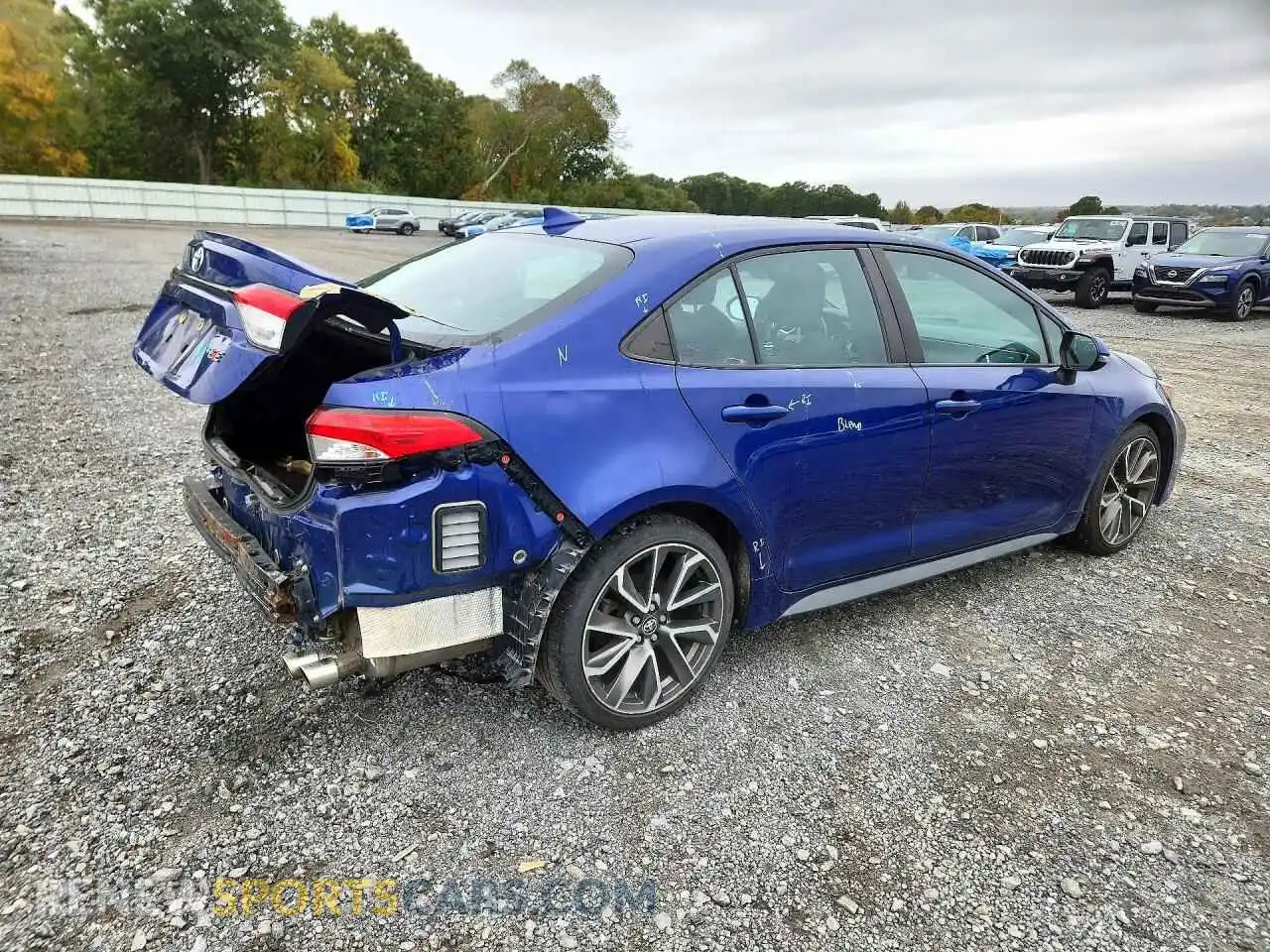 3 Photograph of a damaged car 5YFS4MCE3NP115068 TOYOTA COROLLA 2022