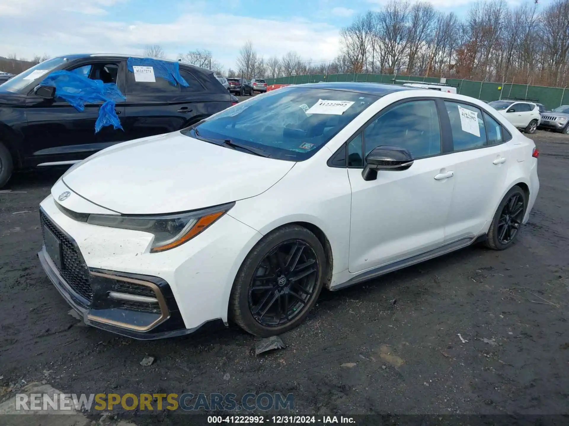 2 Photograph of a damaged car 5YFS4MCE3NP123204 TOYOTA COROLLA 2022
