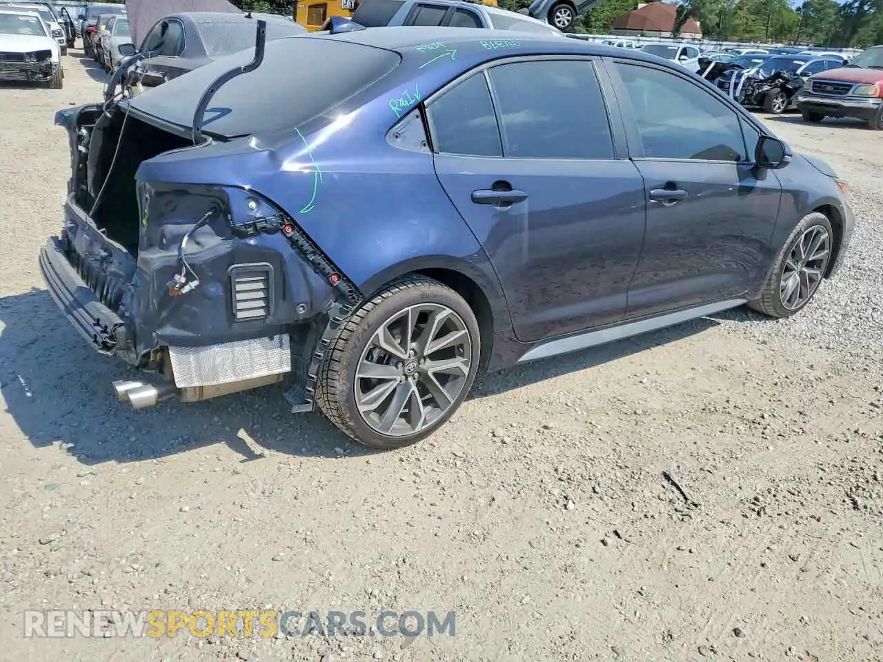3 Photograph of a damaged car 5YFS4MCE3NP133232 TOYOTA COROLLA 2022