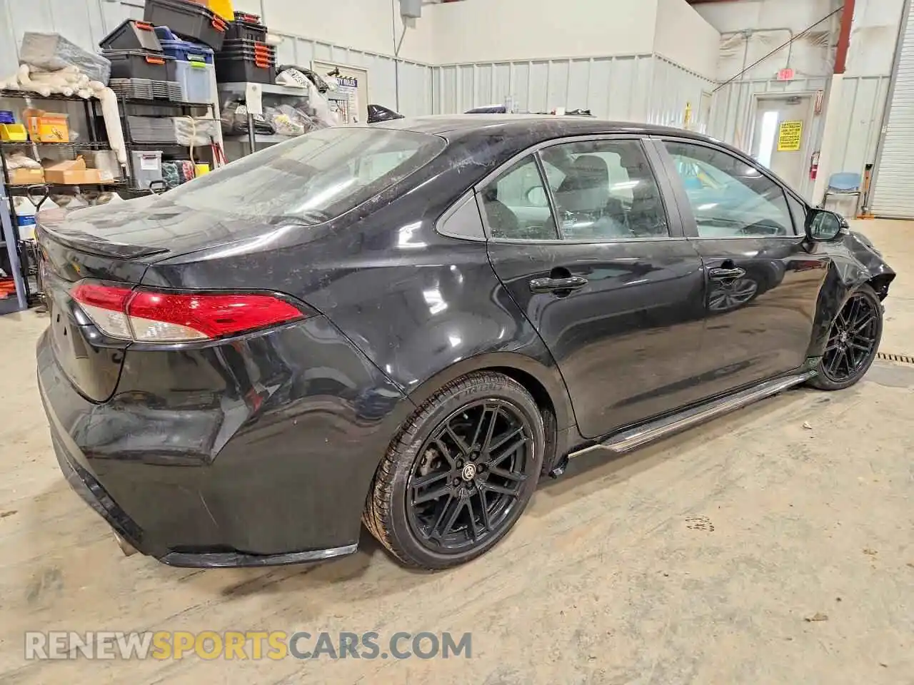 3 Photograph of a damaged car 5YFS4MCE3NP136941 TOYOTA COROLLA 2022