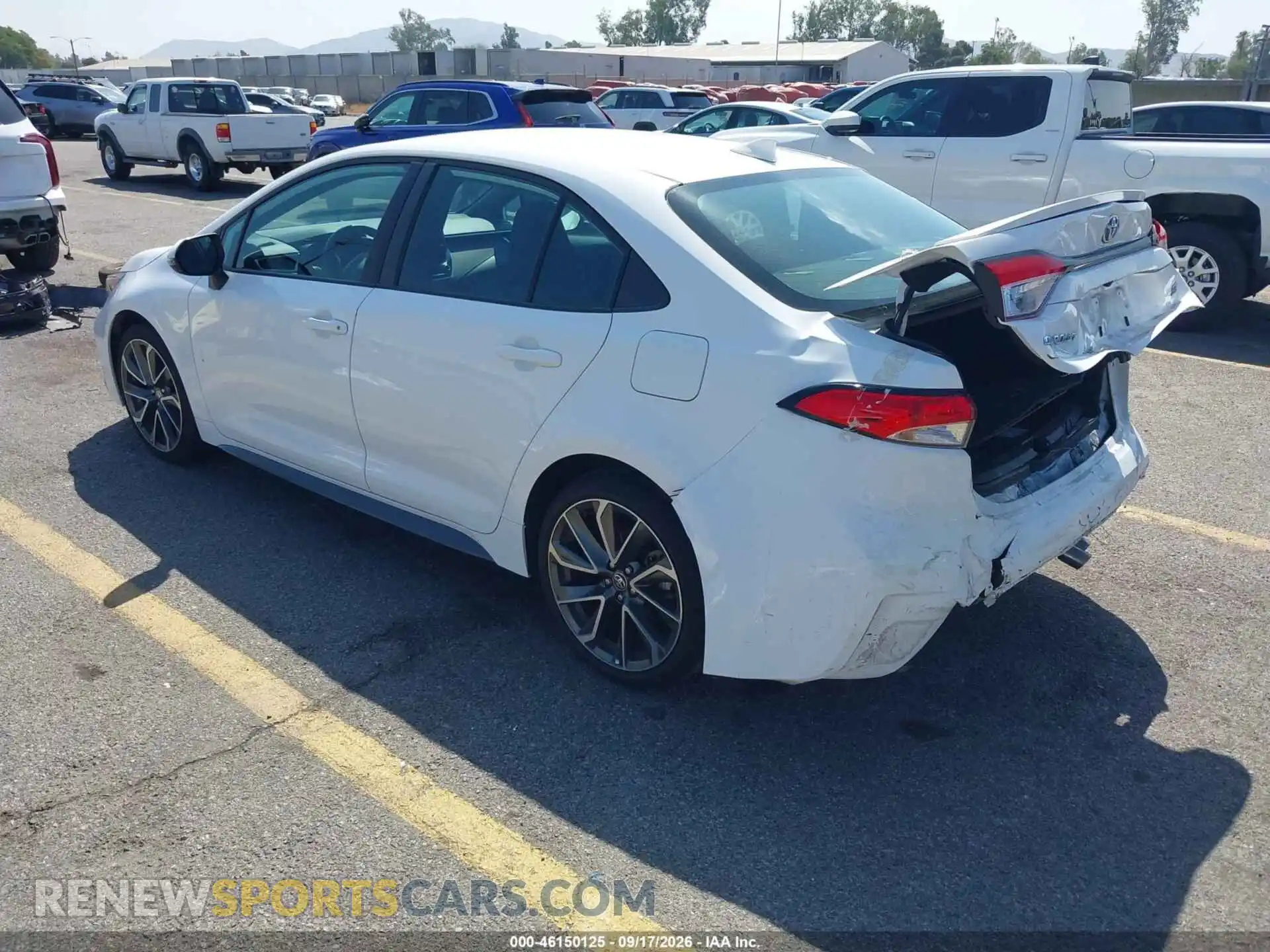 3 Photograph of a damaged car 5YFS4MCE4NP105763 TOYOTA COROLLA 2022