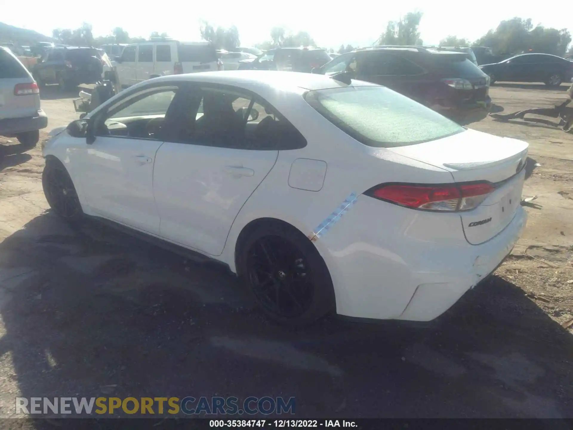3 Photograph of a damaged car 5YFS4MCE5NP114763 TOYOTA COROLLA 2022