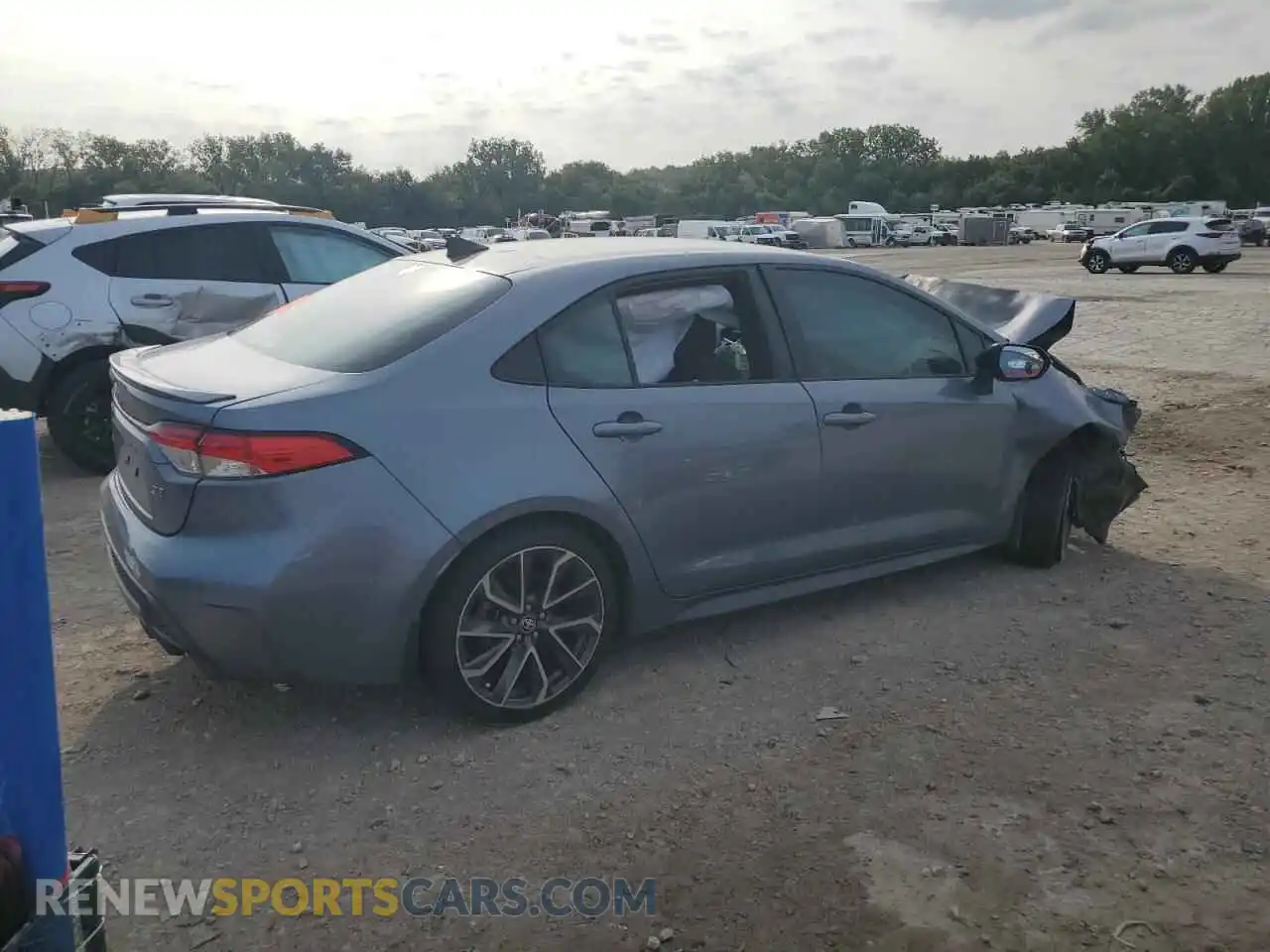 3 Photograph of a damaged car 5YFS4MCE5NP116027 TOYOTA COROLLA 2022