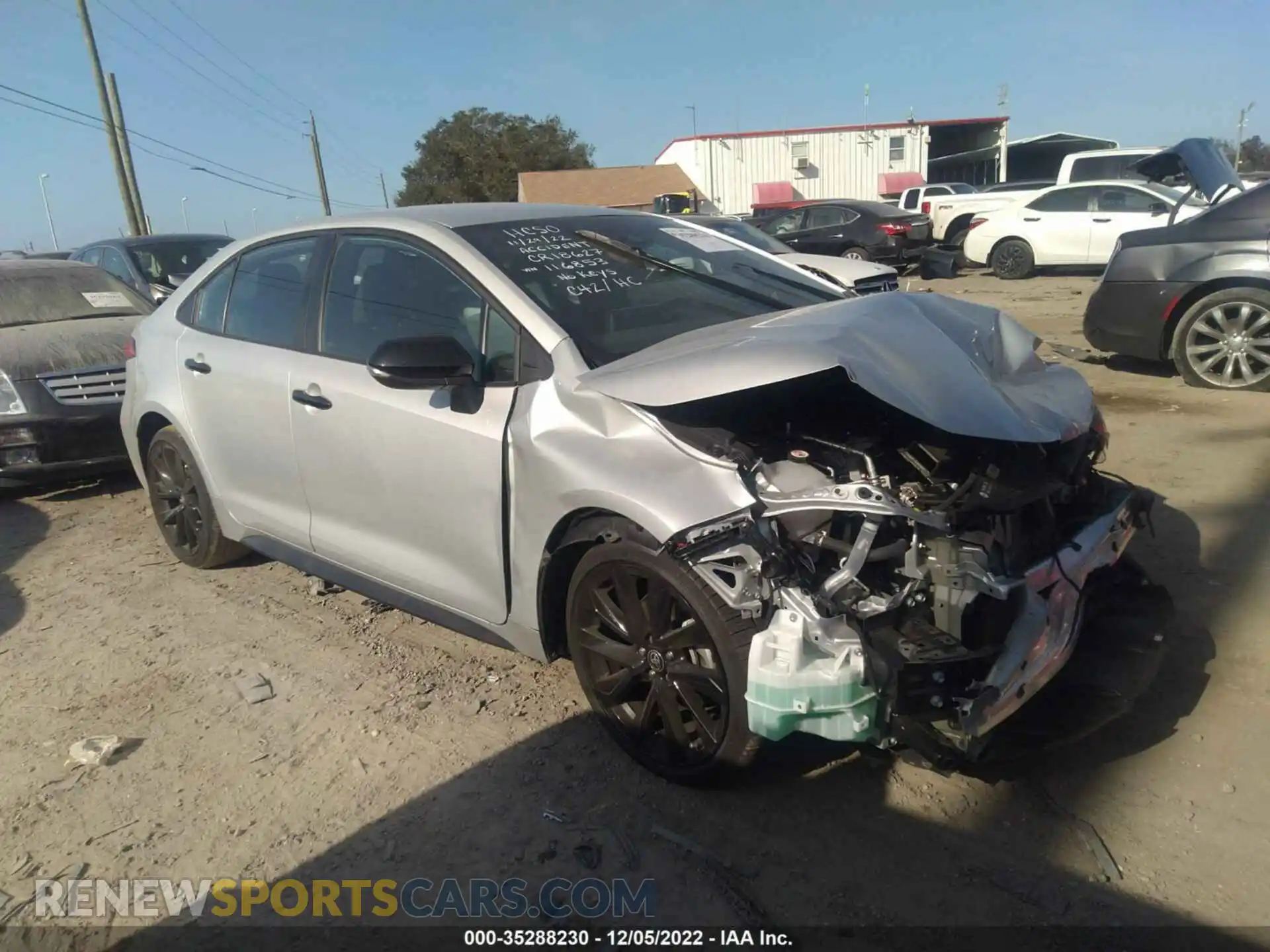 1 Photograph of a damaged car 5YFS4MCE5NP116853 TOYOTA COROLLA 2022