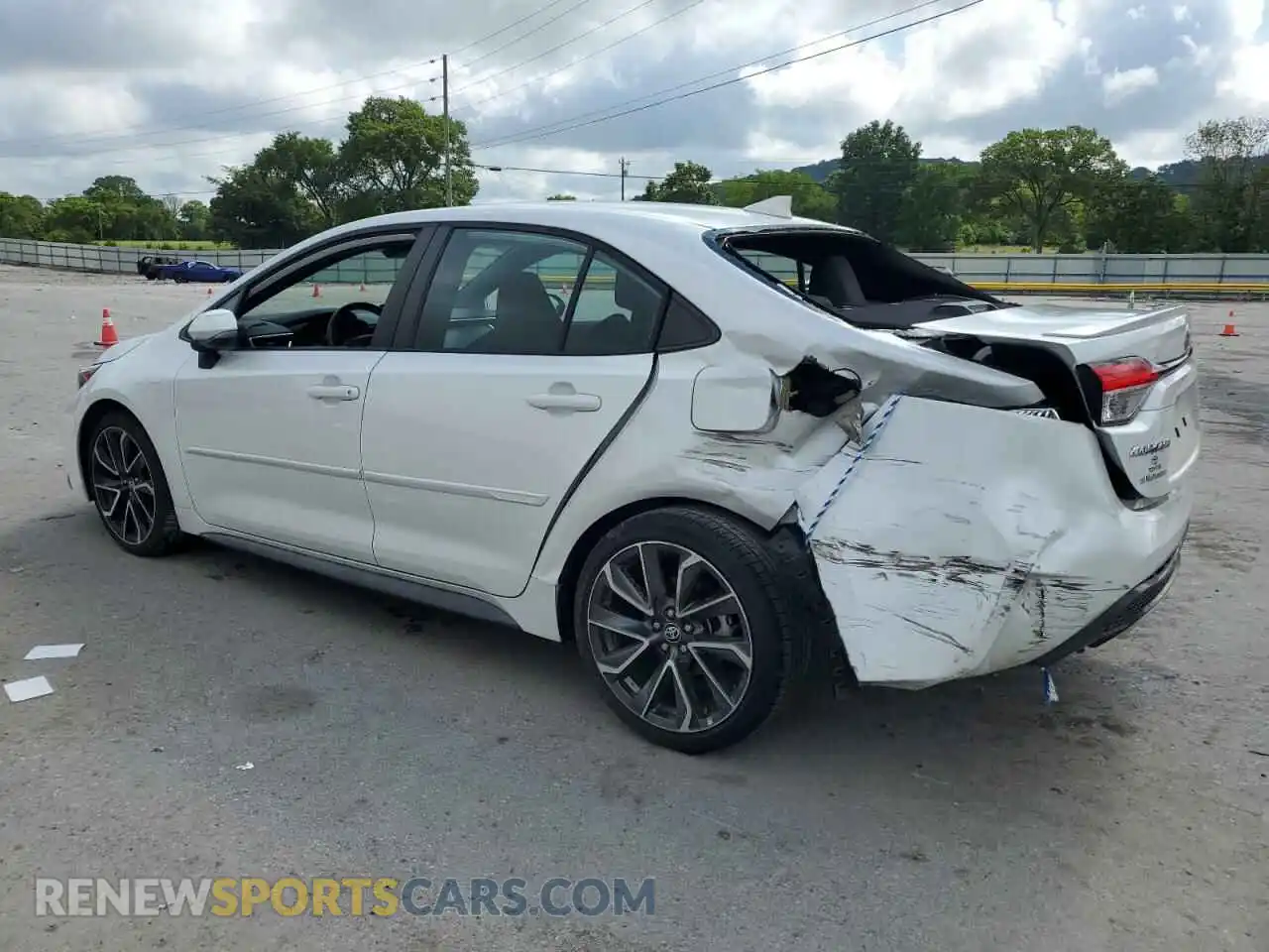 2 Photograph of a damaged car 5YFS4MCE5NP119350 TOYOTA COROLLA 2022