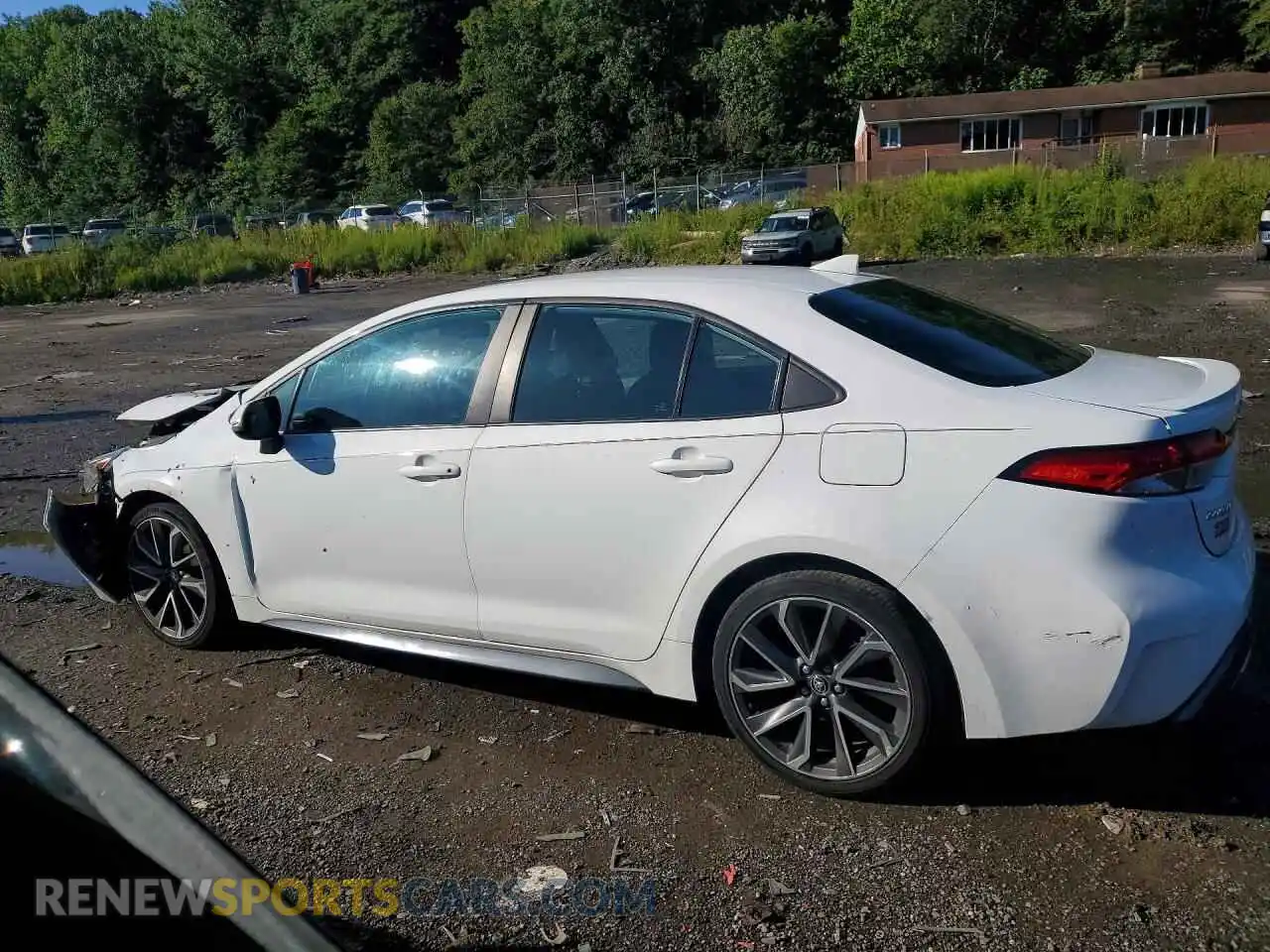 2 Photograph of a damaged car 5YFS4MCE5NP120739 TOYOTA COROLLA 2022