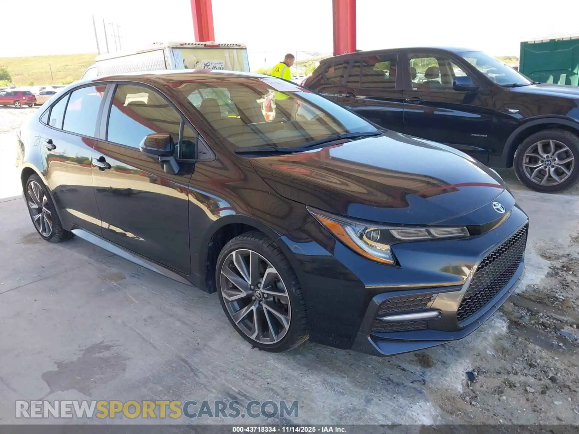 1 Photograph of a damaged car 5YFS4MCE5NP128808 TOYOTA COROLLA 2022