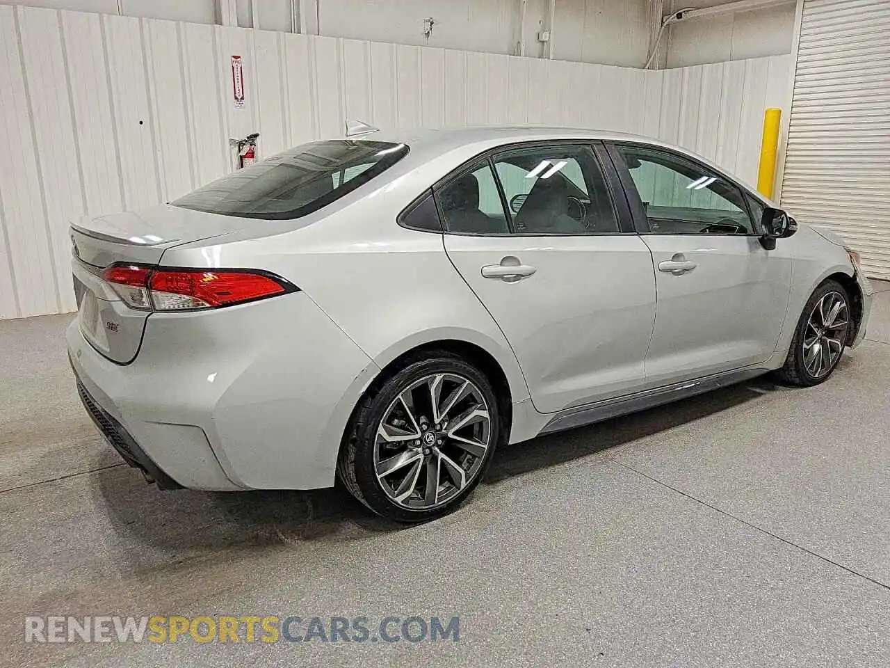 3 Photograph of a damaged car 5YFS4MCE6NP101326 TOYOTA COROLLA 2022