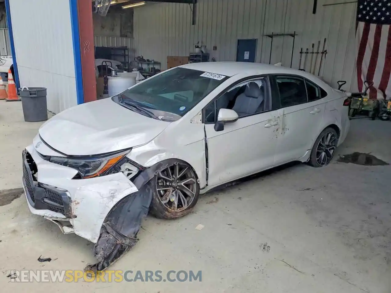 1 Photograph of a damaged car 5YFS4MCE6NP105070 TOYOTA COROLLA 2022