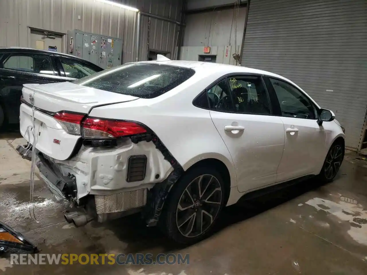 3 Photograph of a damaged car 5YFS4MCE6NP112942 TOYOTA COROLLA 2022