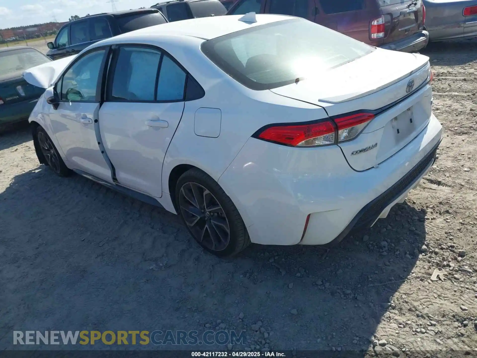 3 Photograph of a damaged car 5YFS4MCE6NP127232 TOYOTA COROLLA 2022