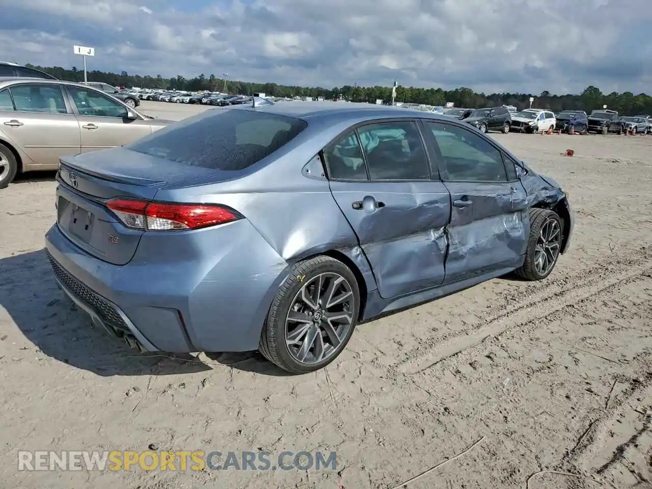 3 fotografías del automóvil dañado 5YFS4MCE6NP130826 TOYOTA COROLLA 2022