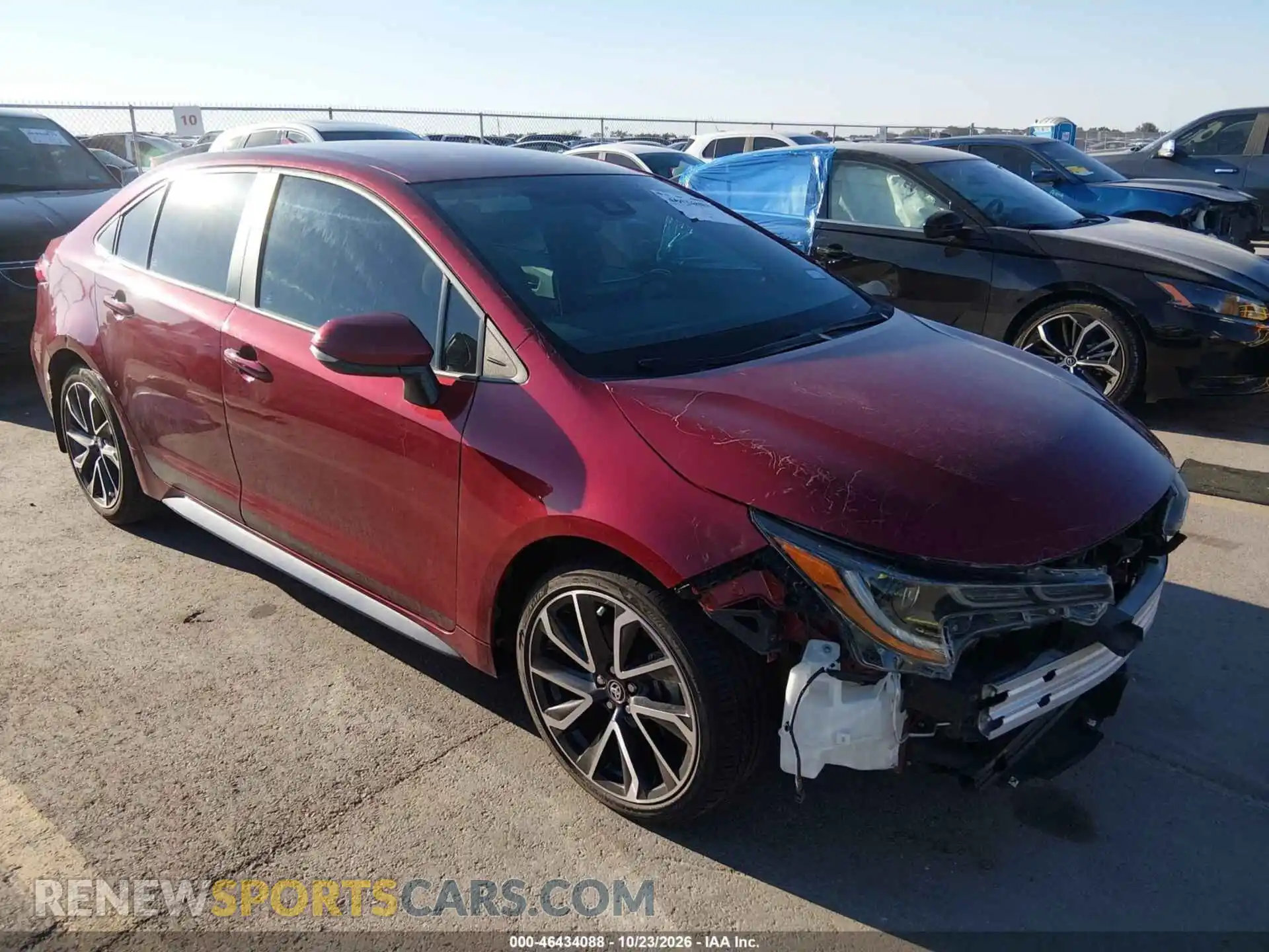 1 Photograph of a damaged car 5YFS4MCE6NP136562 TOYOTA COROLLA 2022