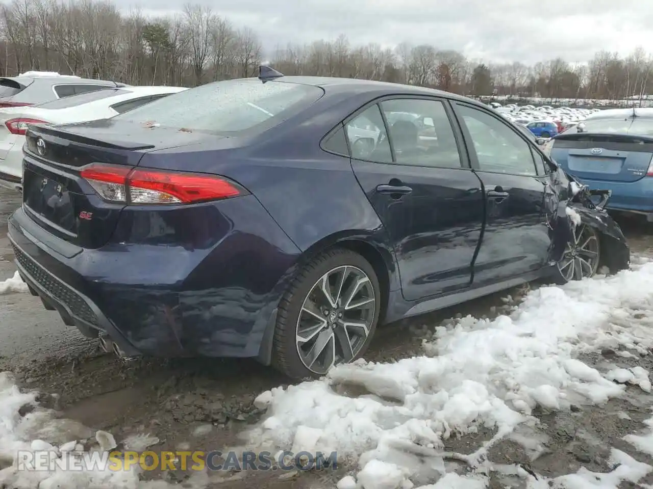 3 Photograph of a damaged car 5YFS4MCE7NP102100 TOYOTA COROLLA 2022