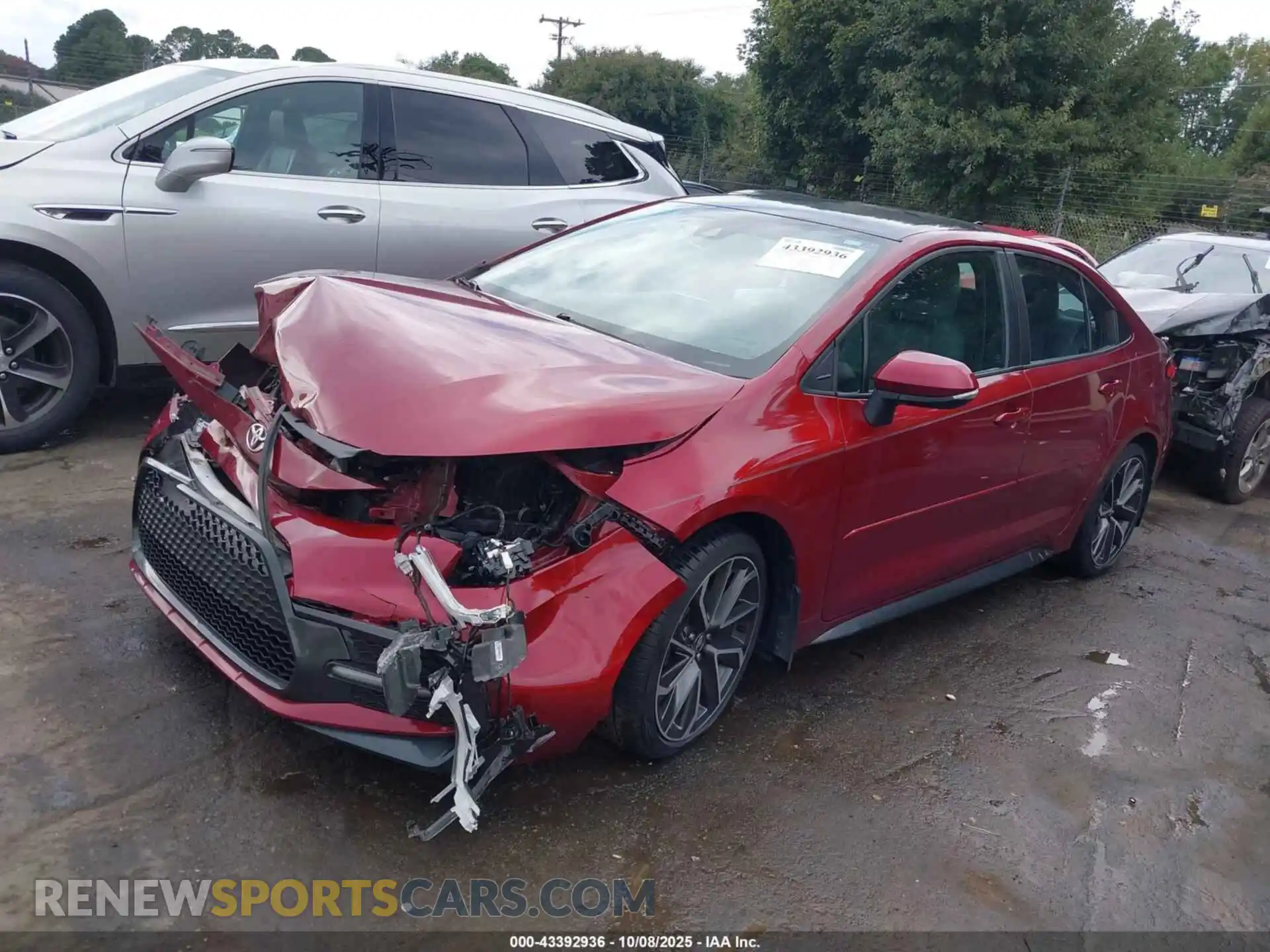 2 Photograph of a damaged car 5YFS4MCE7NP125411 TOYOTA COROLLA 2022