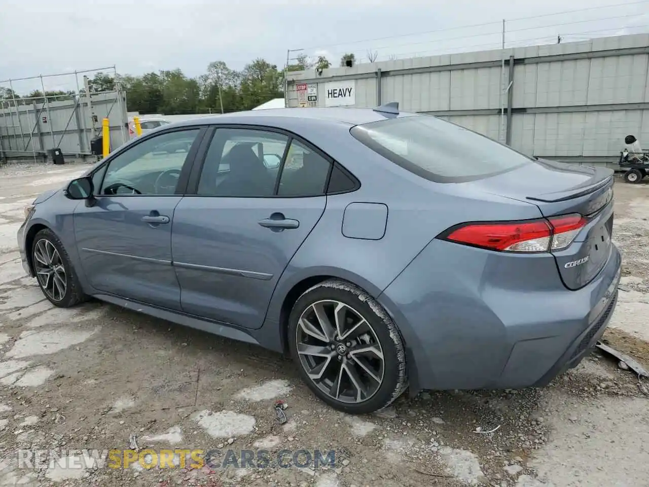 2 fotografías del automóvil dañado 5YFS4MCE9NP119867 TOYOTA COROLLA 2022