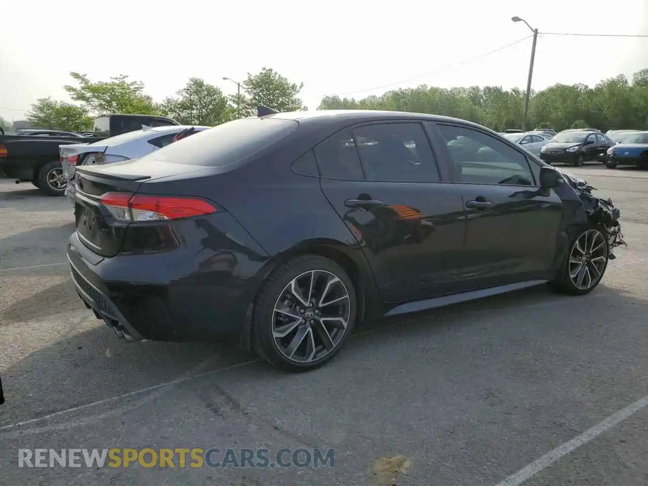 3 Photograph of a damaged car 5YFS4MCE9NP122347 TOYOTA COROLLA 2022
