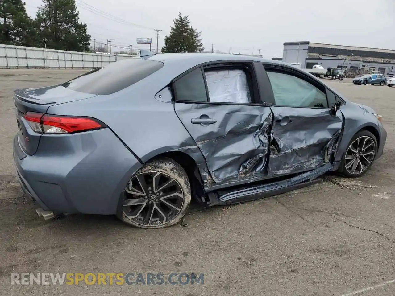 3 Photograph of a damaged car 5YFS4MCE9NP127306 TOYOTA COROLLA 2022