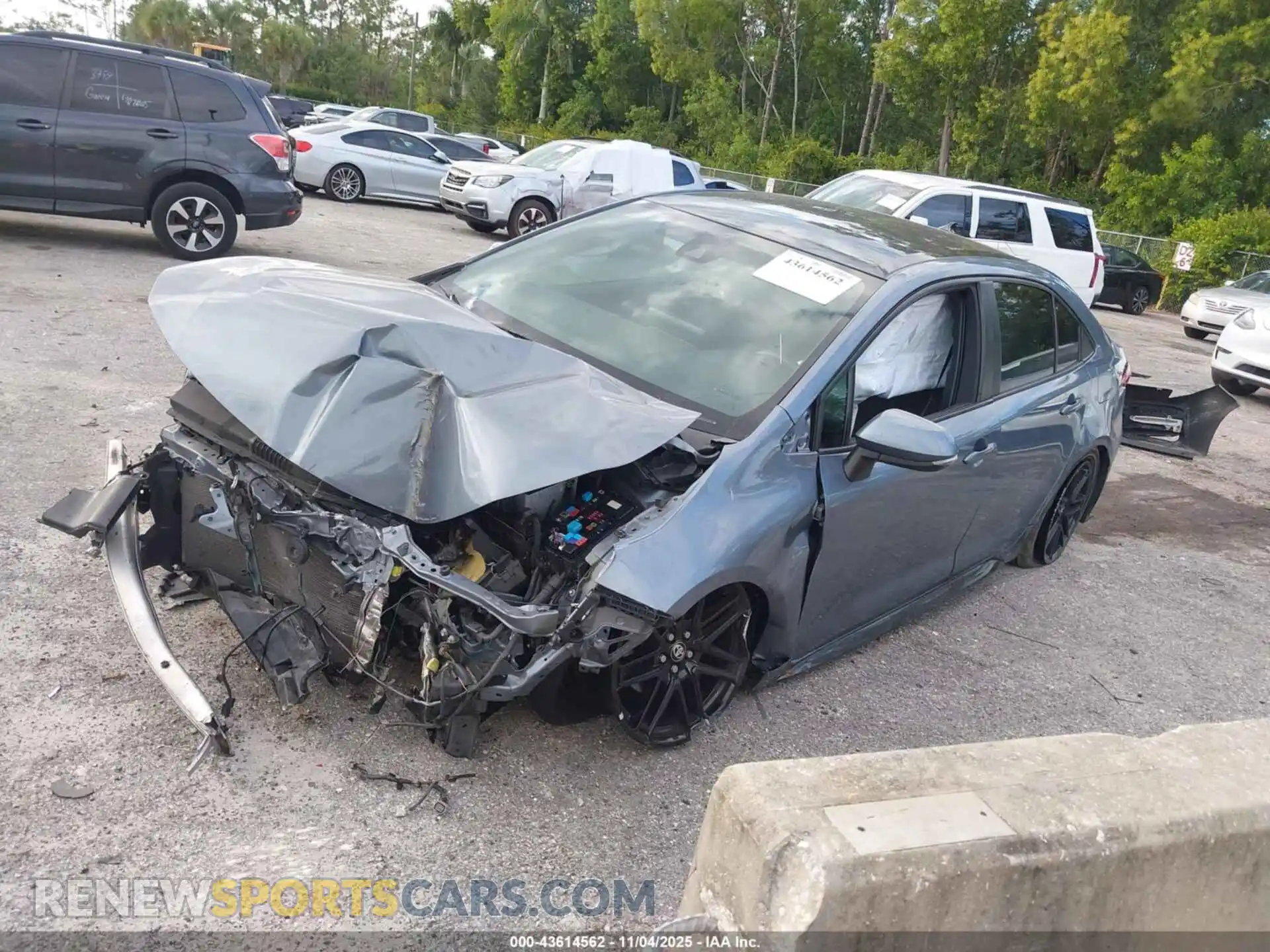 2 Photograph of a damaged car 5YFS4MCEXNP113382 TOYOTA COROLLA 2022