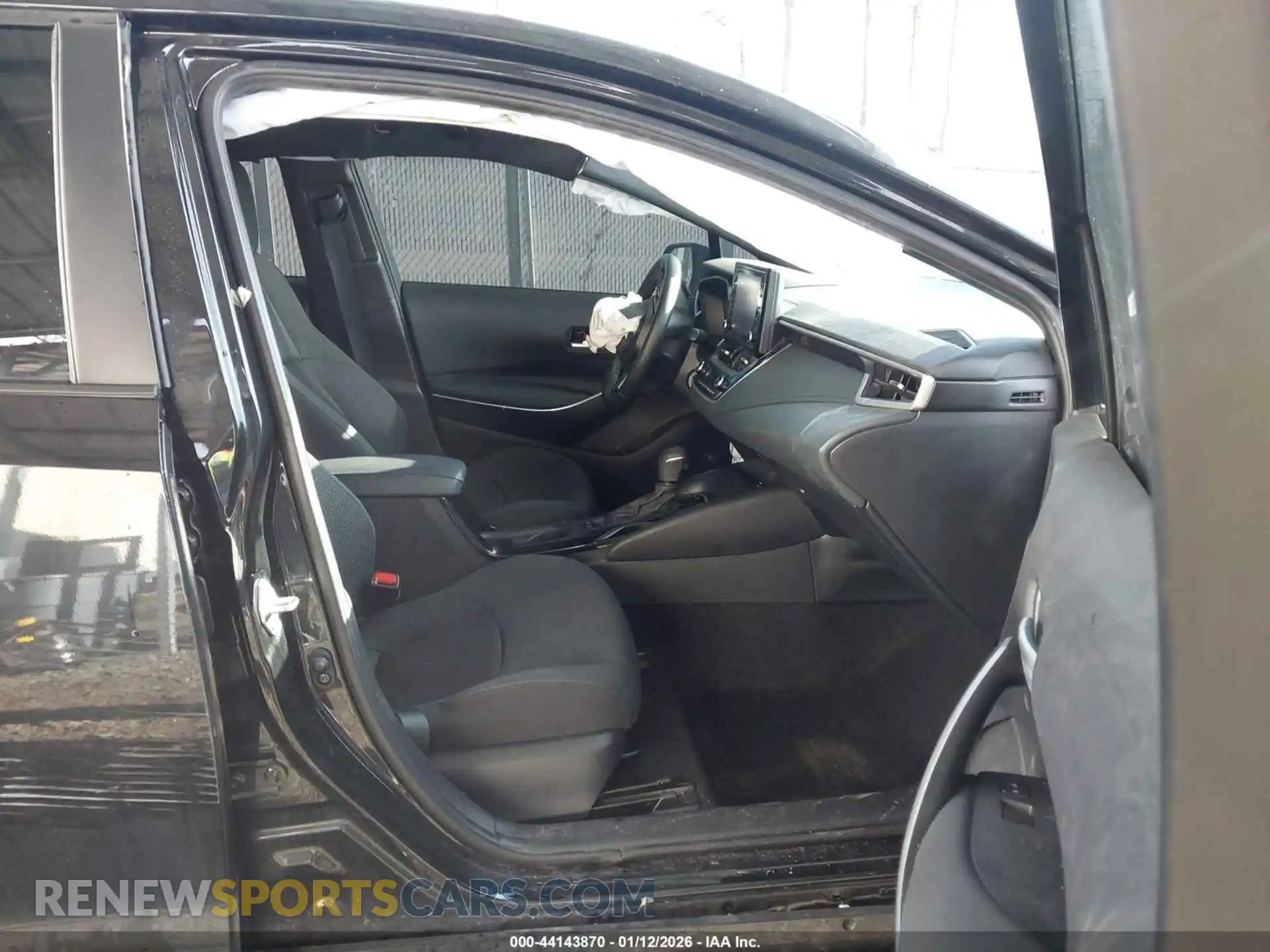 3 Photograph of a damaged car 5YFS4MCEXNP136919 TOYOTA COROLLA 2022