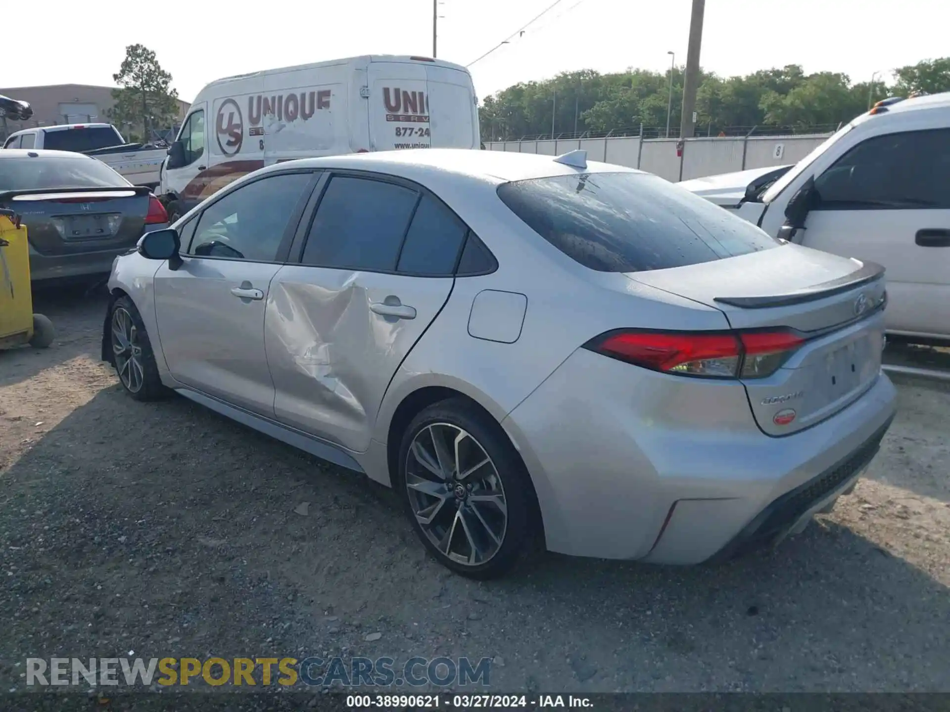 3 Photograph of a damaged car 5YFT4MCE2NP119276 TOYOTA COROLLA 2022
