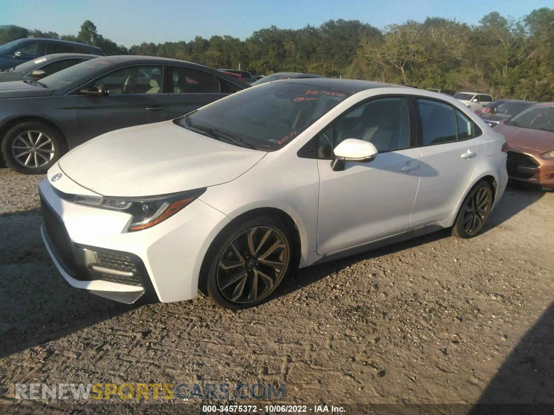 2 Photograph of a damaged car 5YFT4MCE6NP122116 TOYOTA COROLLA 2022